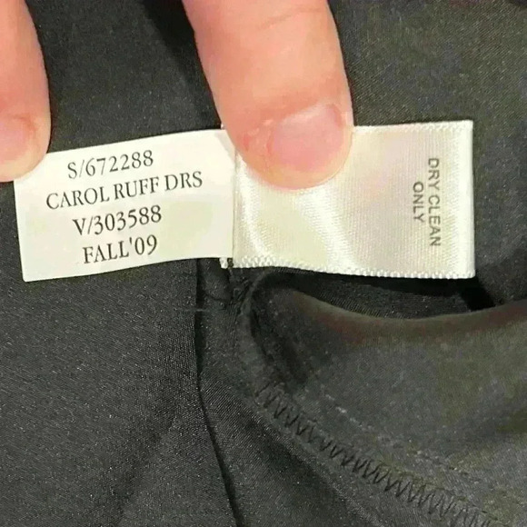 Banana Republic Women's 100% Silk Black Ruffle Sleeveless Shift Dress Size SP - Picture 5 of 8